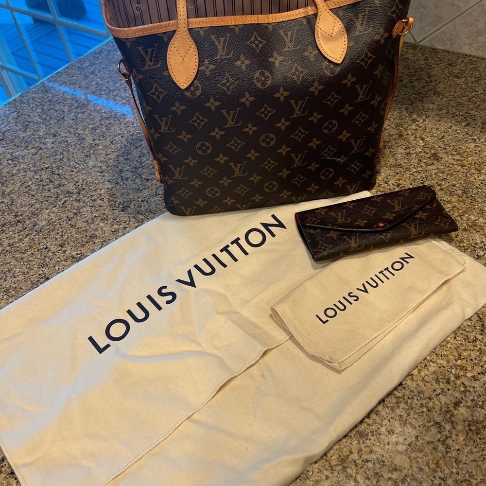 Louis Vuitton Neverful
